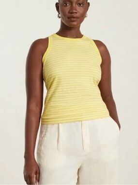 Everlane Tank in Essential Cottom Size M